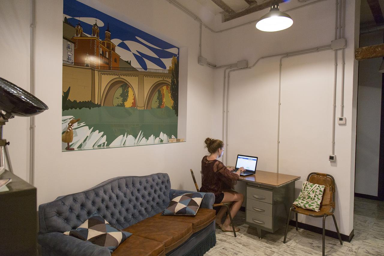 Green River Hostel Cuenca  Exteriör bild